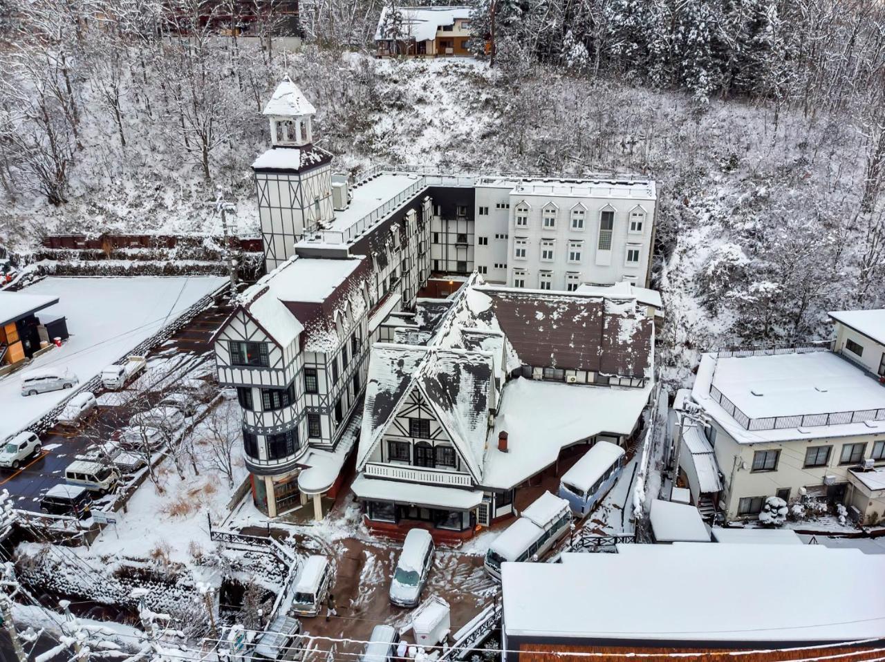 Hakuba Gondola Hotel Bagian luar foto