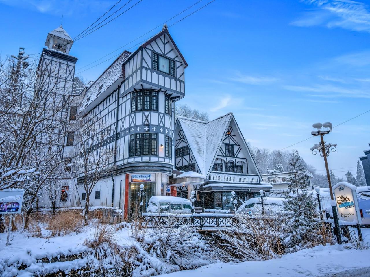 Hakuba Gondola Hotel Bagian luar foto